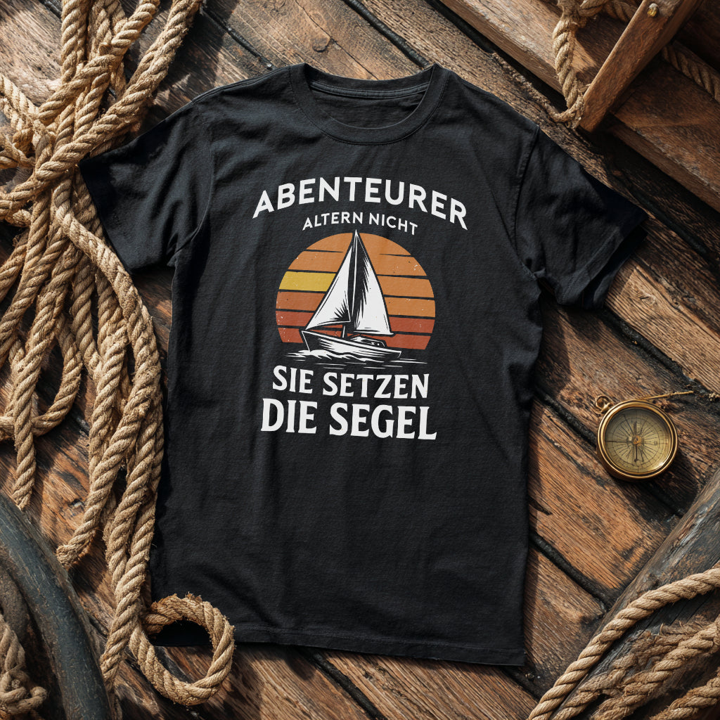 T-Shirt Abenteurer altern nicht 2.0 – Maritimes Herren Shirt | CPTN Wear